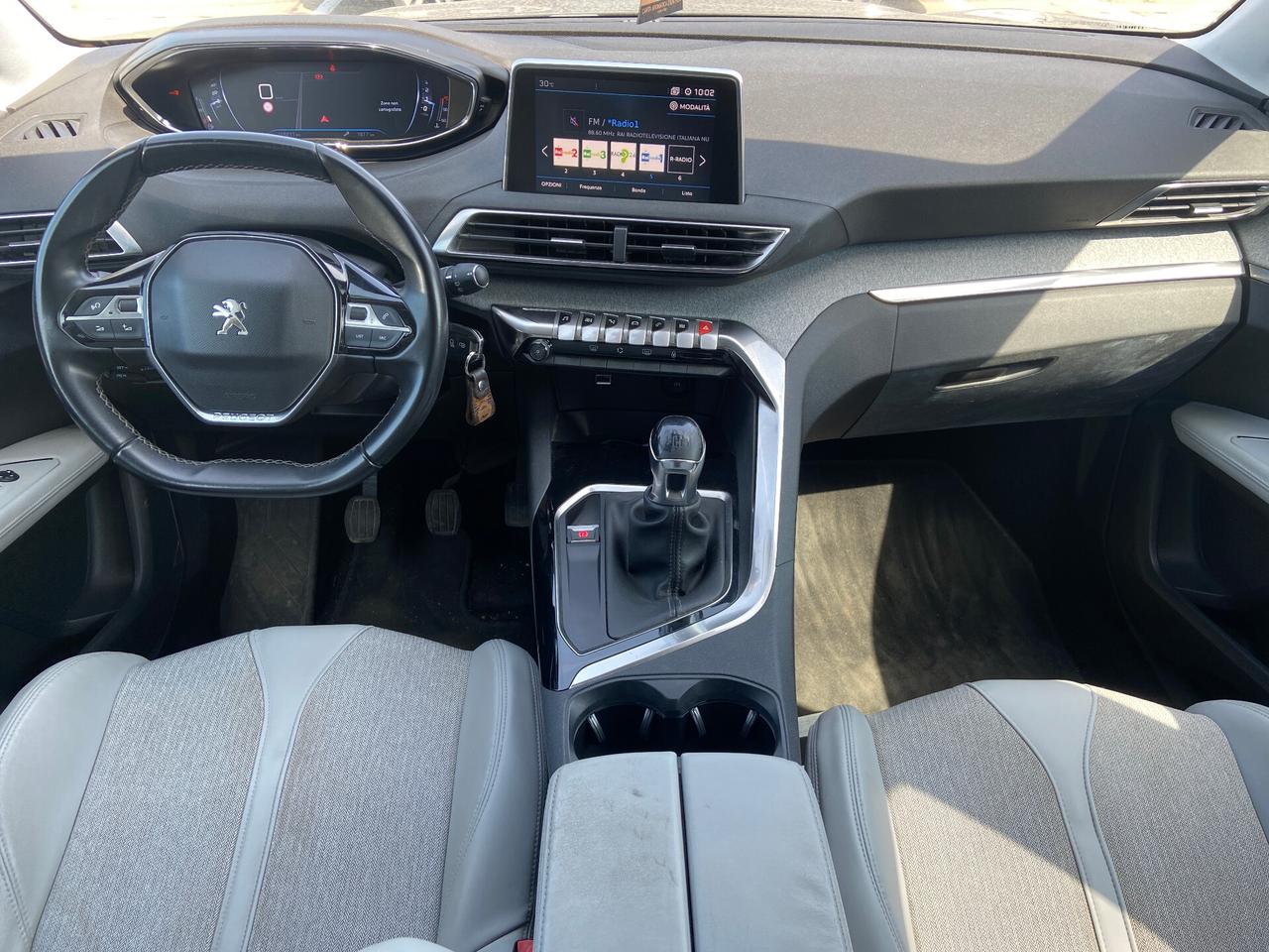 Peugeot 3008 1.5 BlueHDi 130cv Allure