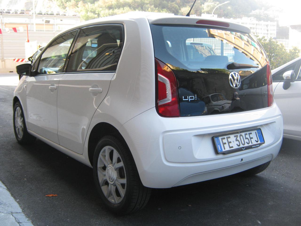 Volkswagen up! 1.0 5 pt. Nav 41000 km AUTOEMILIA