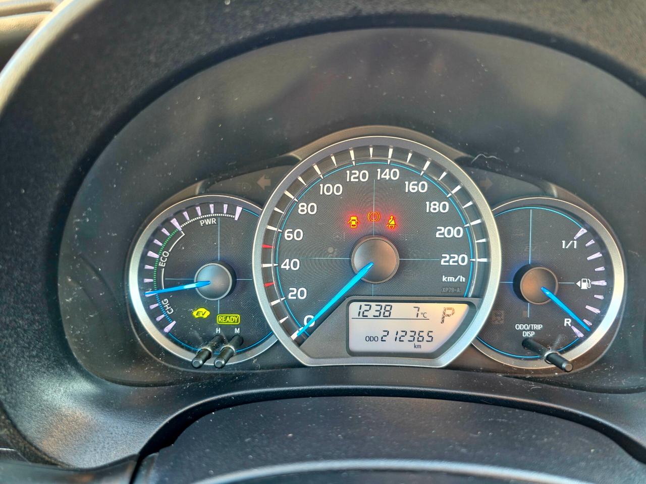 Toyota Yaris 1.5 Hybrid 5 porte Lounge 2014-E5B Automatico NEO