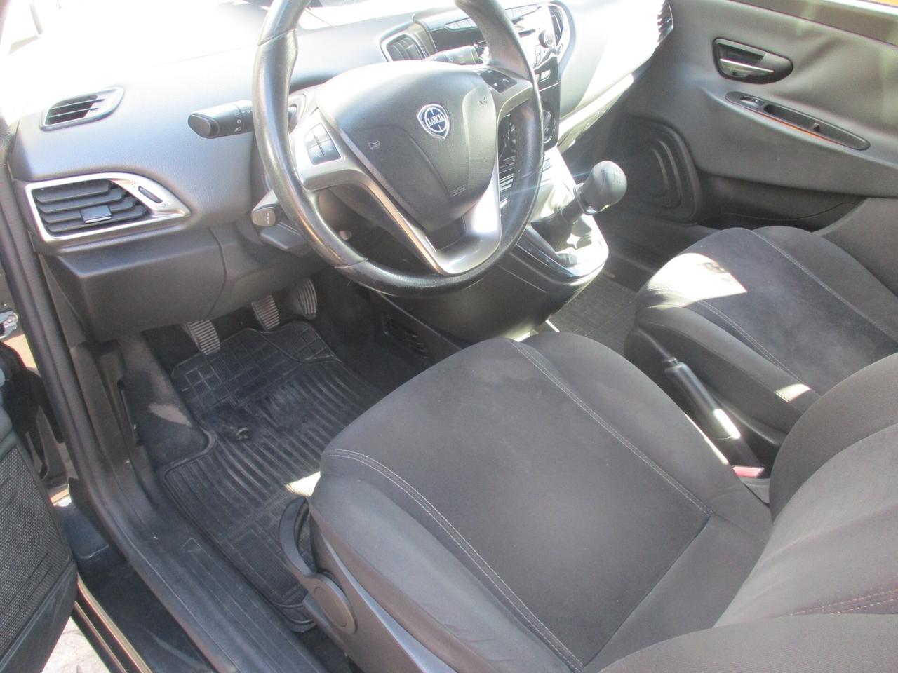 Lancia Ypsilon 1.2 69 CV 5 porte GPL Ecochic Gold