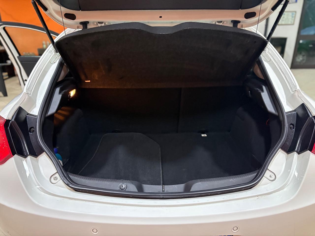 Alfa Romeo Giulietta 1.4 Turbo 120 CV GPL Distinctive permute finanziamenti