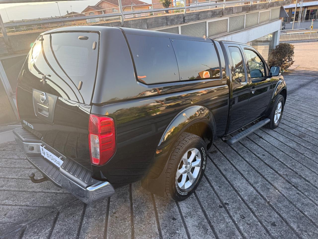 Nissan Navara 2.5 dCi 190CV 2 porte King Cab Manuale