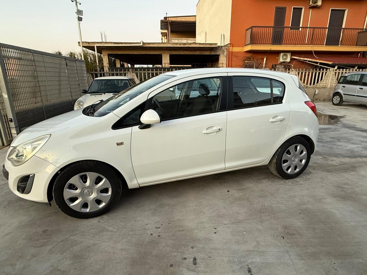 Opel Corsa 1.2 5 porte X neo patentati