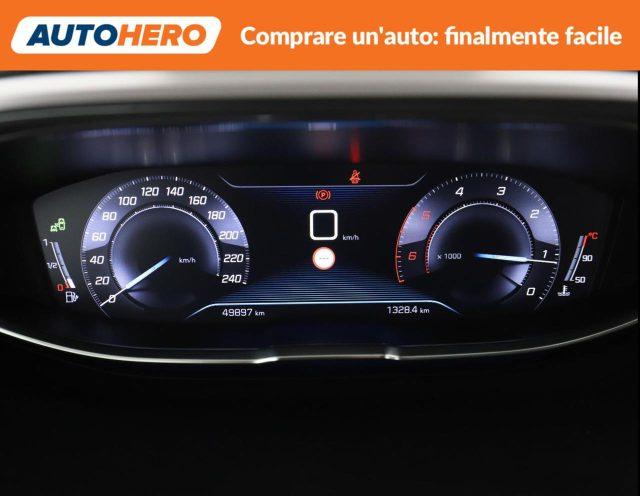 PEUGEOT 3008 BlueHDi 130 S&S Allure