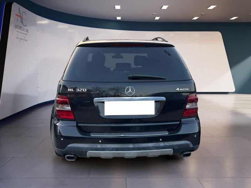 Mercedes-Benz Classe M ML 320 cdi Sport auto