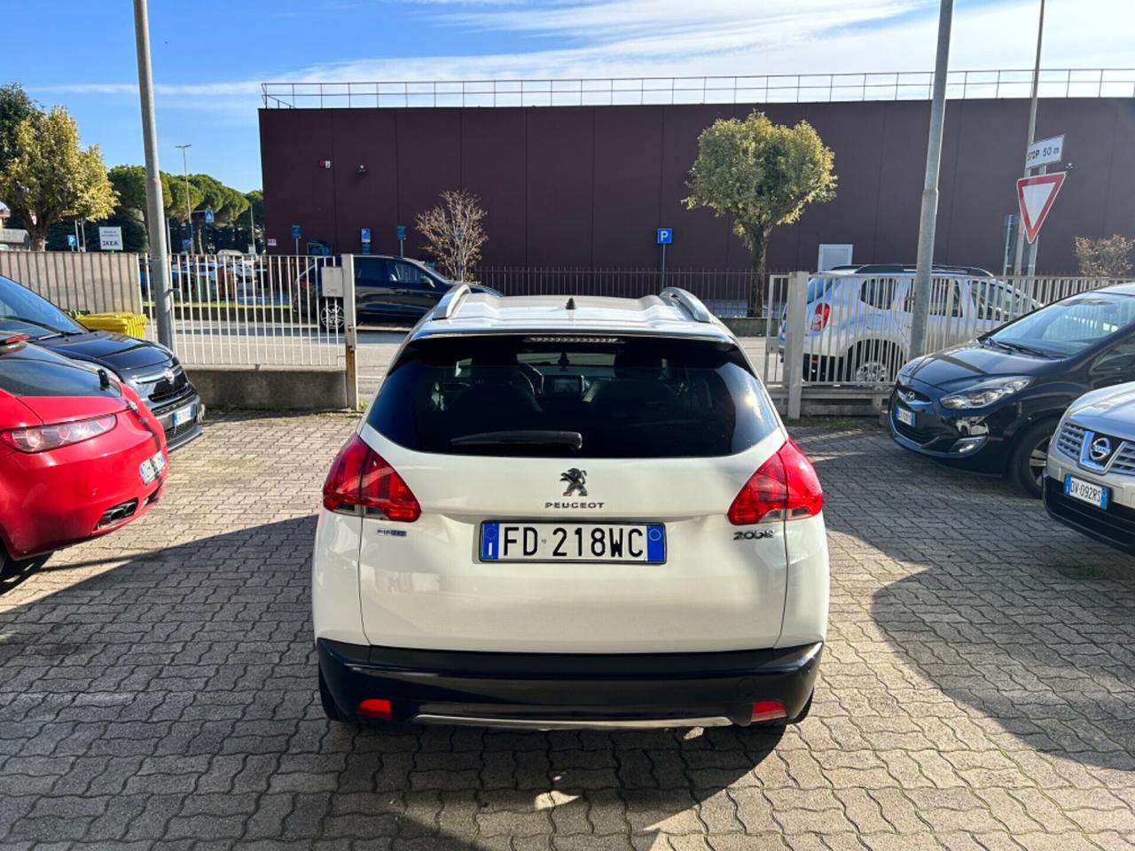 Peugeot 2008 1.6 BlueHDi cv100 Allure