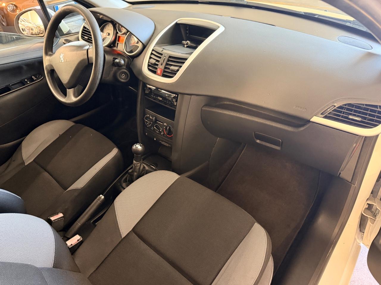 Peugeot 207 1.4 8V 75CV SW Active