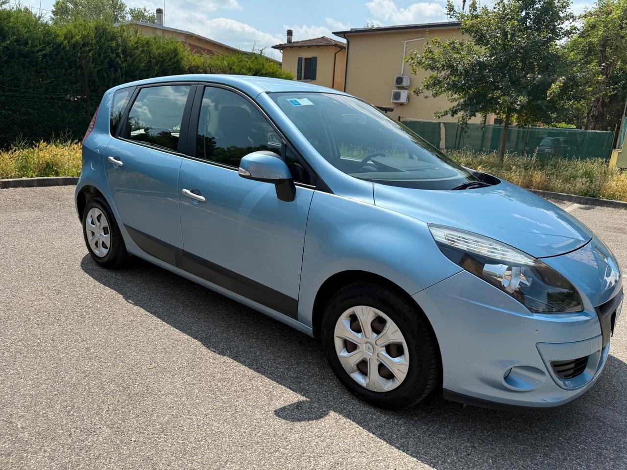 Renault Scenic X-Mod 1.6 Gpl - 12 MESI DI GARANZIA -
