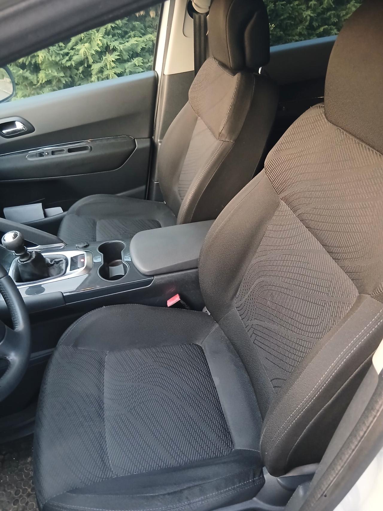 Peugeot 3008 1.6 diesel 112 cv