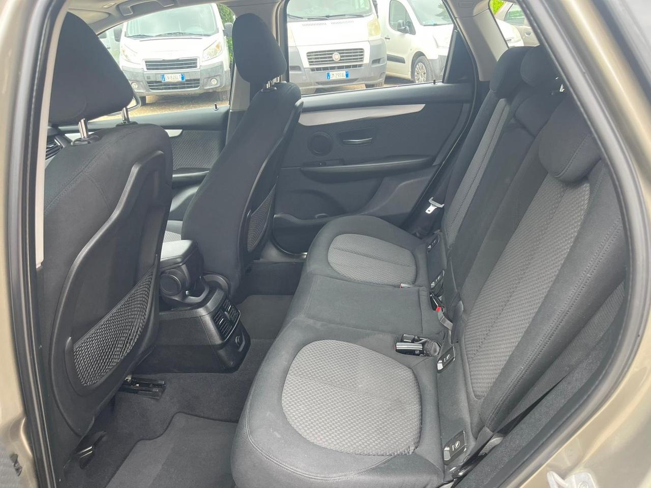 Bmw 218 218d Active Tourer