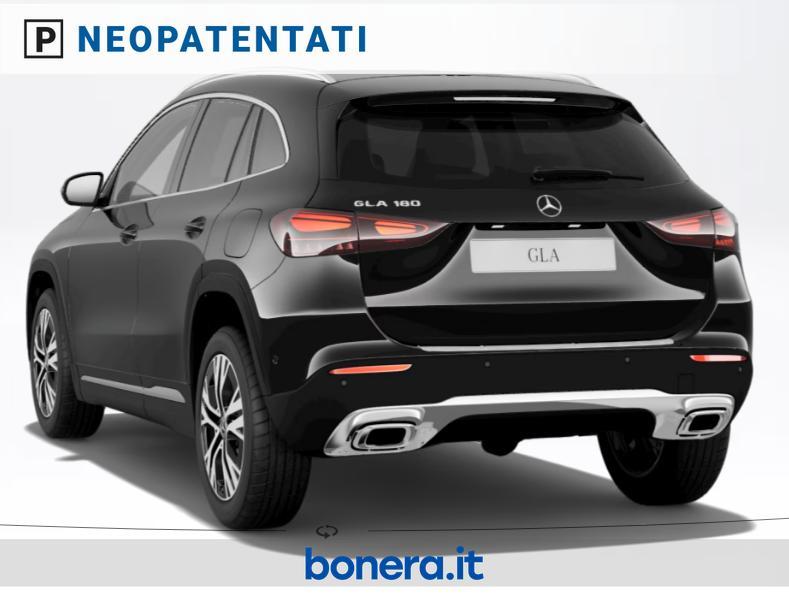 Mercedes GLA 180 180 Progressive Extra 7G-DCT