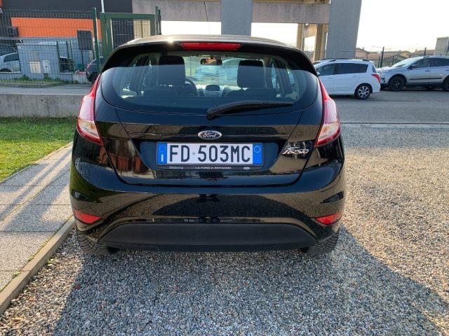 FORD Fiesta 1.4 5 porte Bz.- GPL Black & White Edition