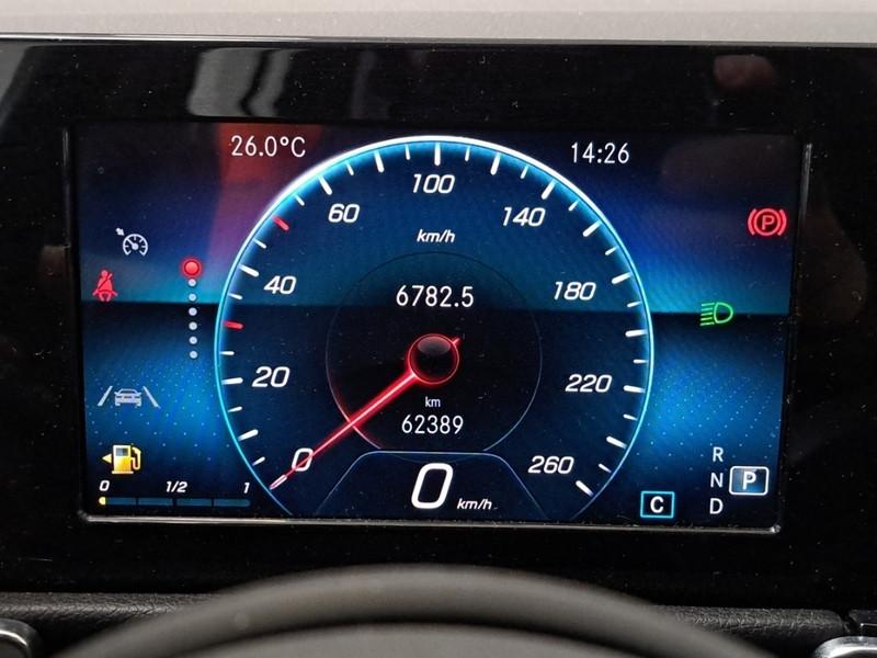 MERCEDES-BENZ GLB 200 AUTOMATIC SPORT SUV