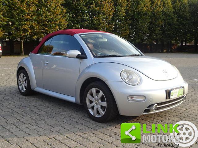 VOLKSWAGEN New Beetle 1.6 Cabrio RED EDITION