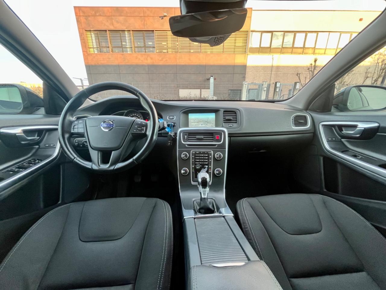 Volvo V60 2.0d 120cv 2016 127.000km euro6 perfetta