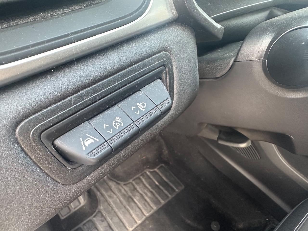 Renault Captur Plug-in Hybrid E-Tech 160 CV Initiale Paris