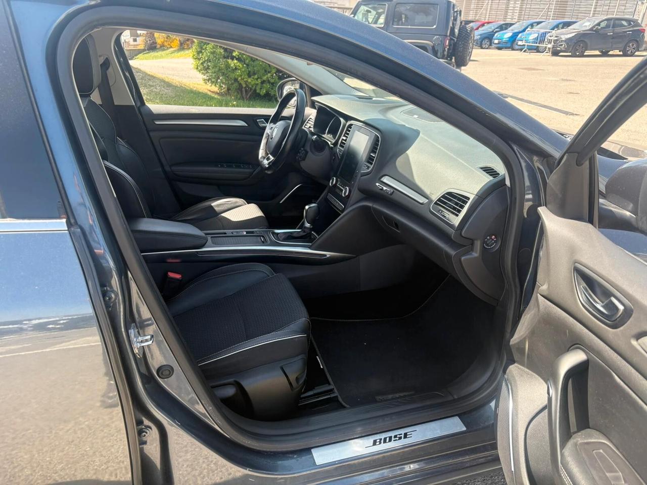 Renault Megane Mégane dCi 8V 110 CV EDC Energy Bose