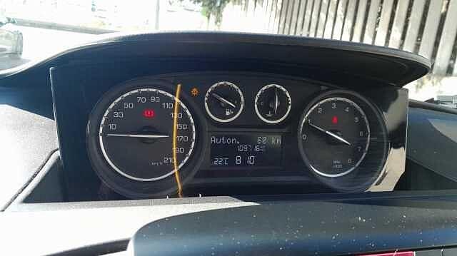 Lancia Ypsilon 1.2 69 CV 5 porte Elefantino