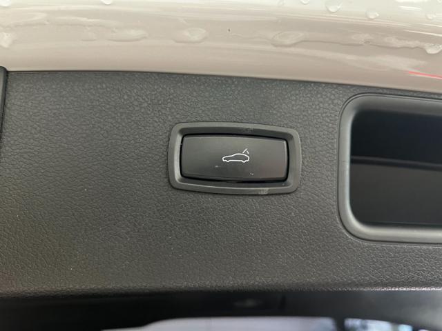 PORSCHE Macan 2.0 GANCIO / P.A.S.M. / TETTO / BIANCO PERLA / 21"