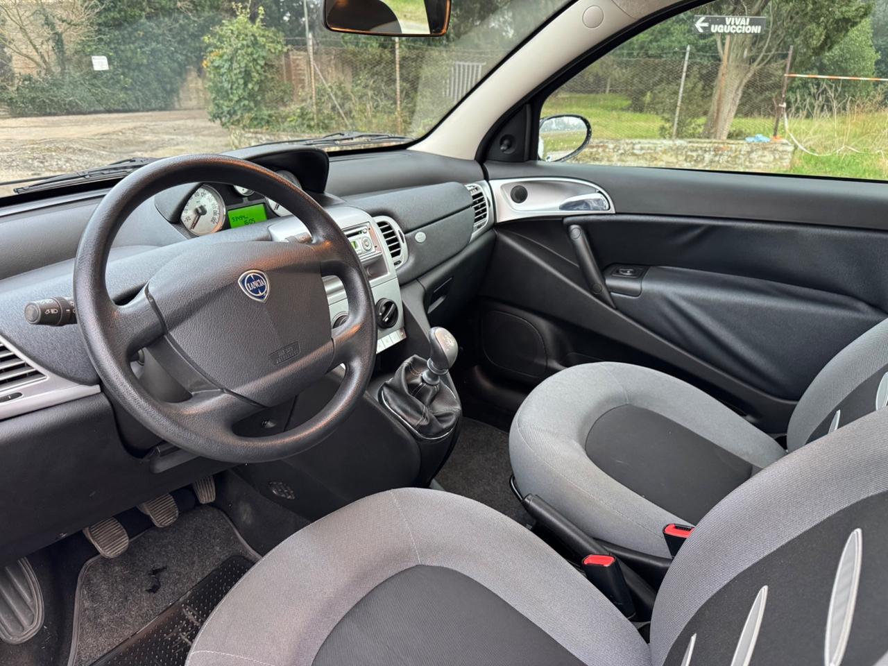 Lancia Ypsilon 1.2 Argento
