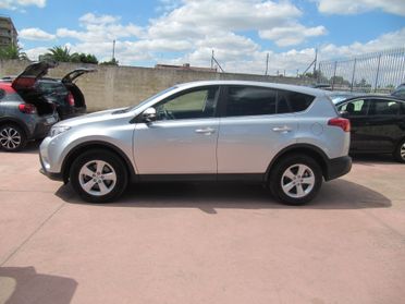 Toyota RAV 4 RAV4 2.0 D-4D 2WD