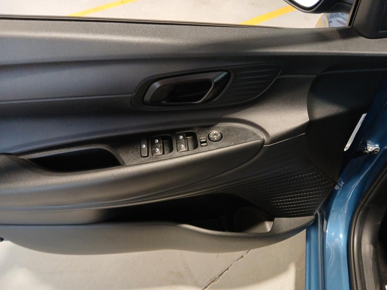 Hyundai i20 1.2 MPI MT Connectline