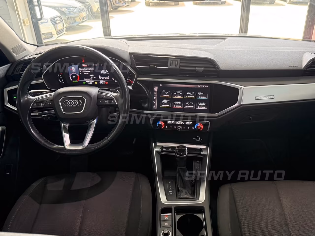 Audi Q3 40 TDI quattro S tronic Business Advanced
