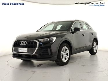 Audi Q3 35 2.0 tdi business s-tronic