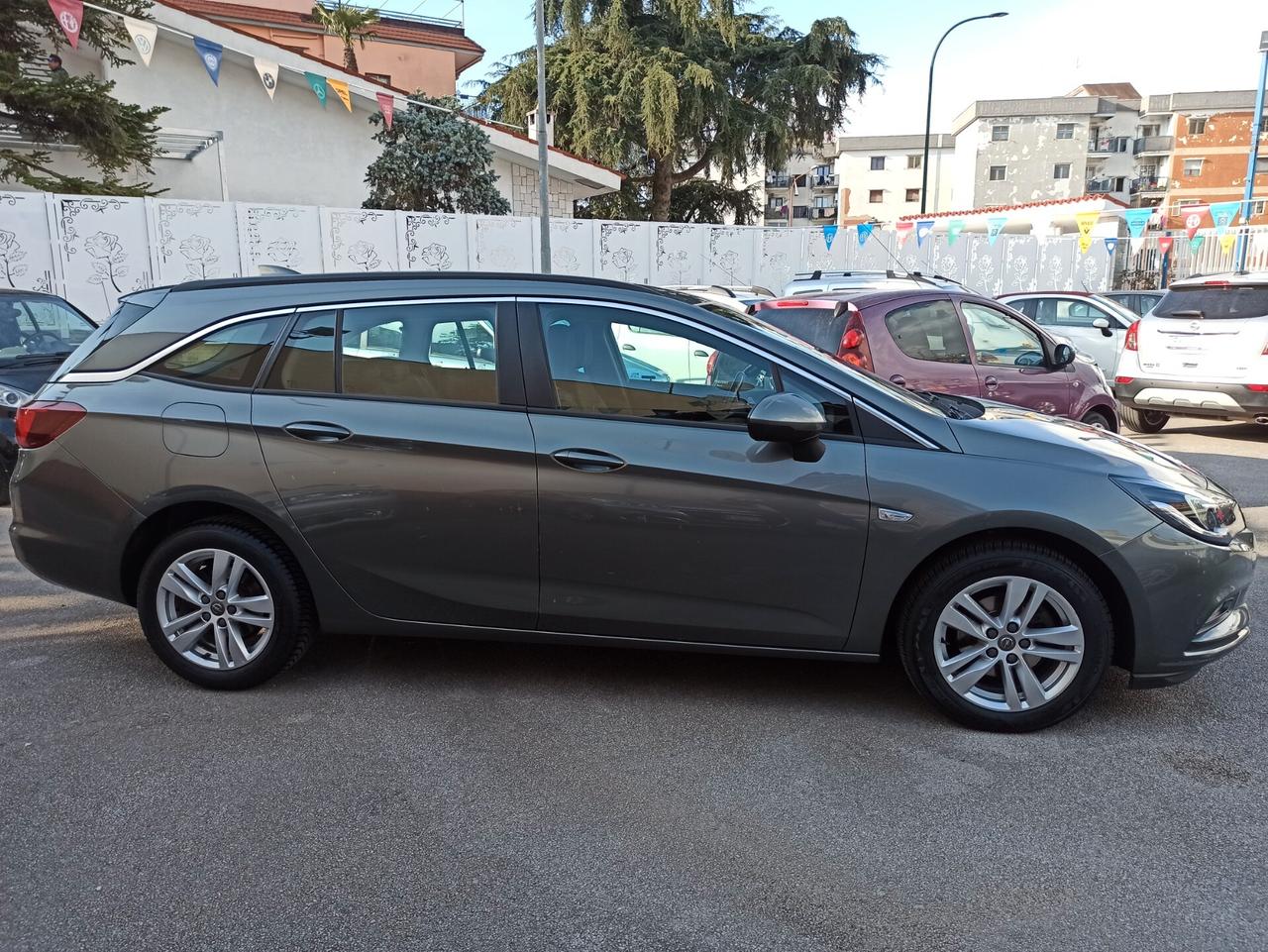 Opel Astra 1.6 CDTi Sw Sports Tourer Advance