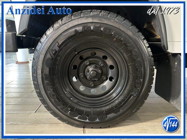 LAND ROVER Defender 90 2.2 TD4 Station Wagon E N1 2 posti
