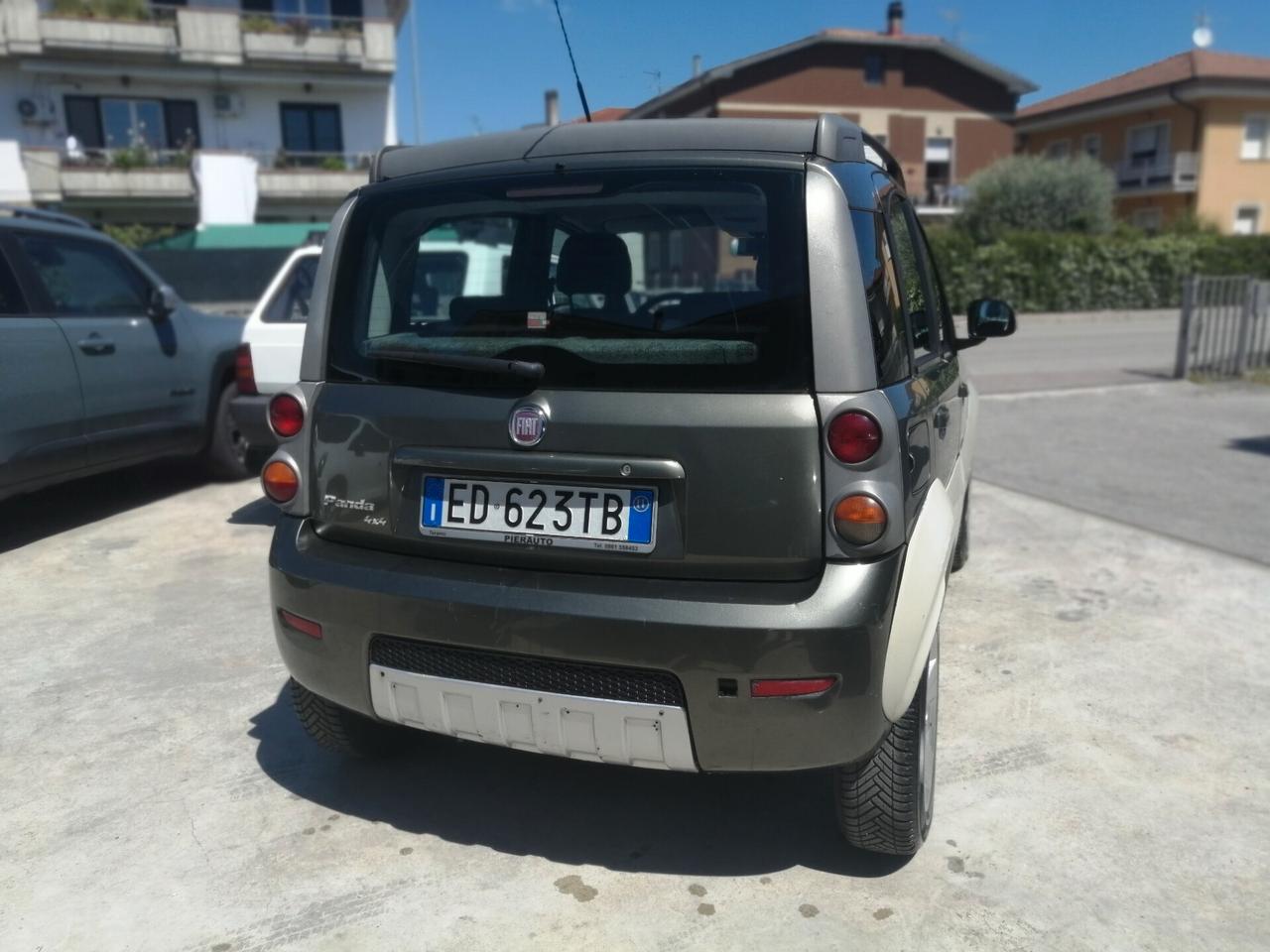 Fiat Panda 1.3 MJT 16V DPF 4x4 Cross