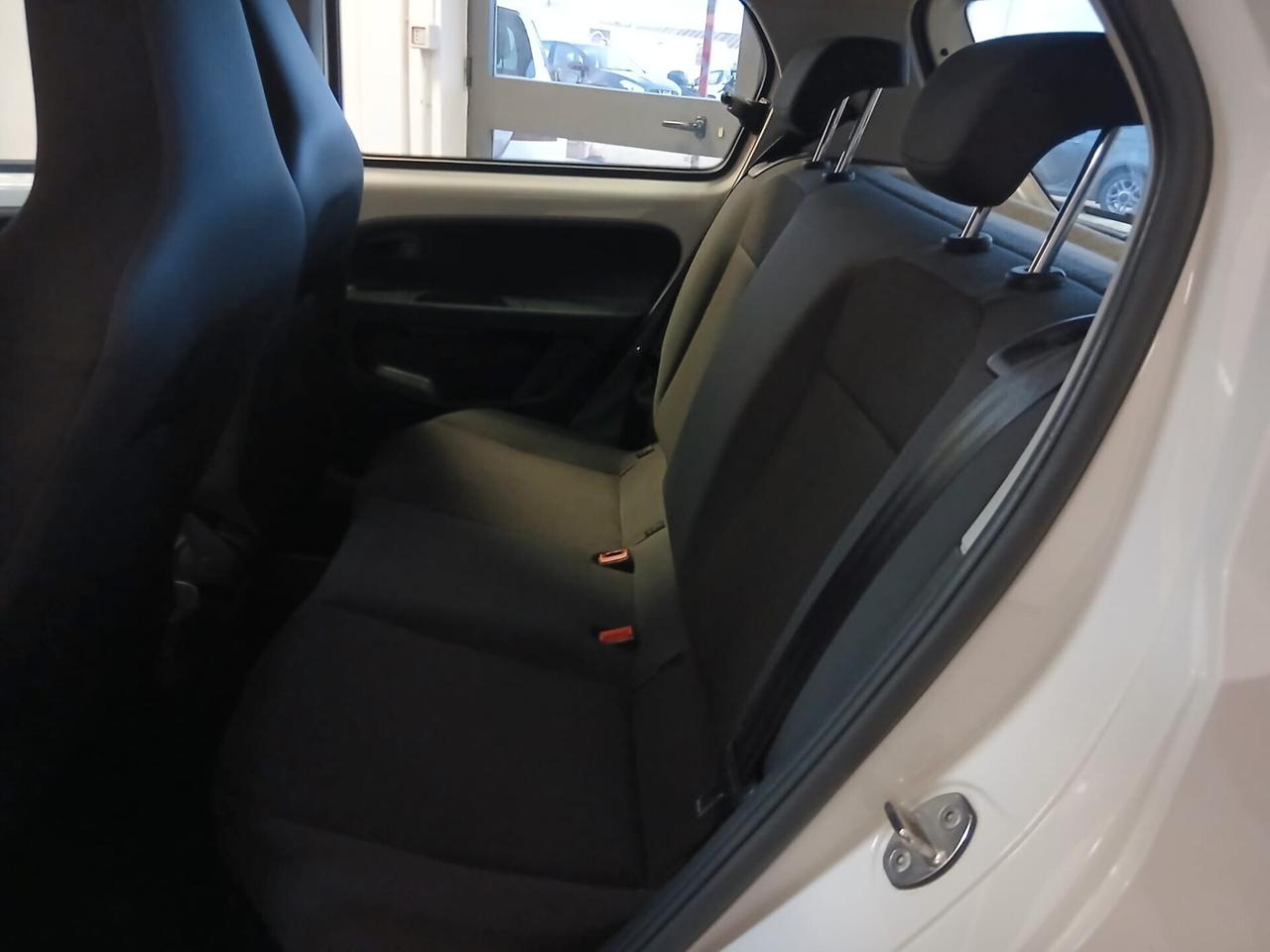 Volkswagen up! 1.0 BENZINA 60CV NEOPATENTATI