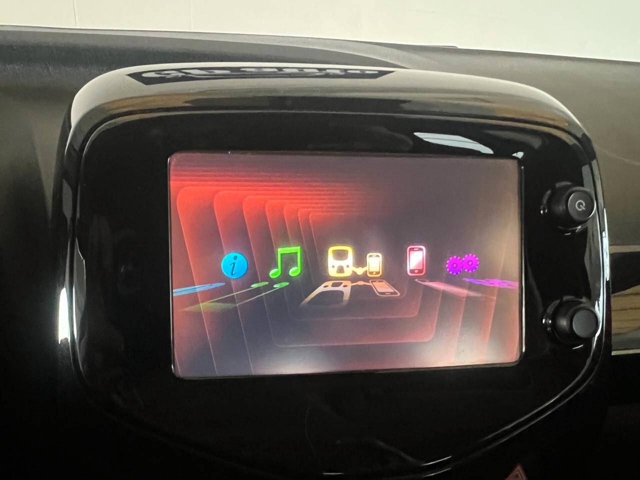 Toyota Aygo 1.0 VVT-i 69 CV 5 porte AUTOMATICA OK NEOPATENTASI SOLO 43.927 KM