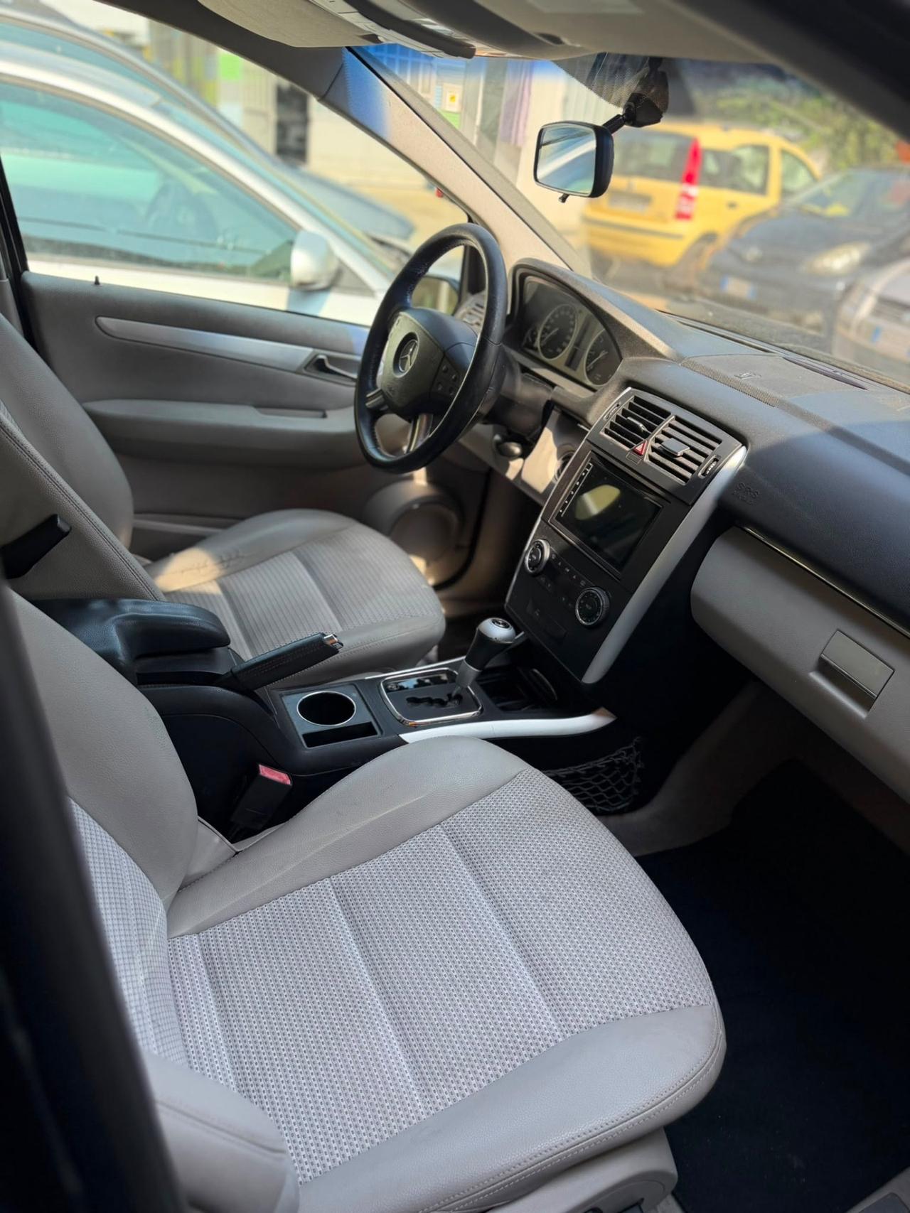 Mercedes-benz B 200 Turbo Chrome