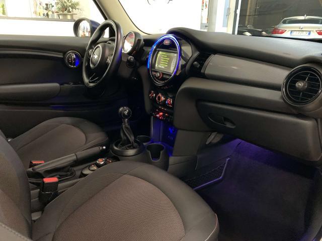 MINI One Mini One F55-F56 2014 1.2 3p OK neopatentati