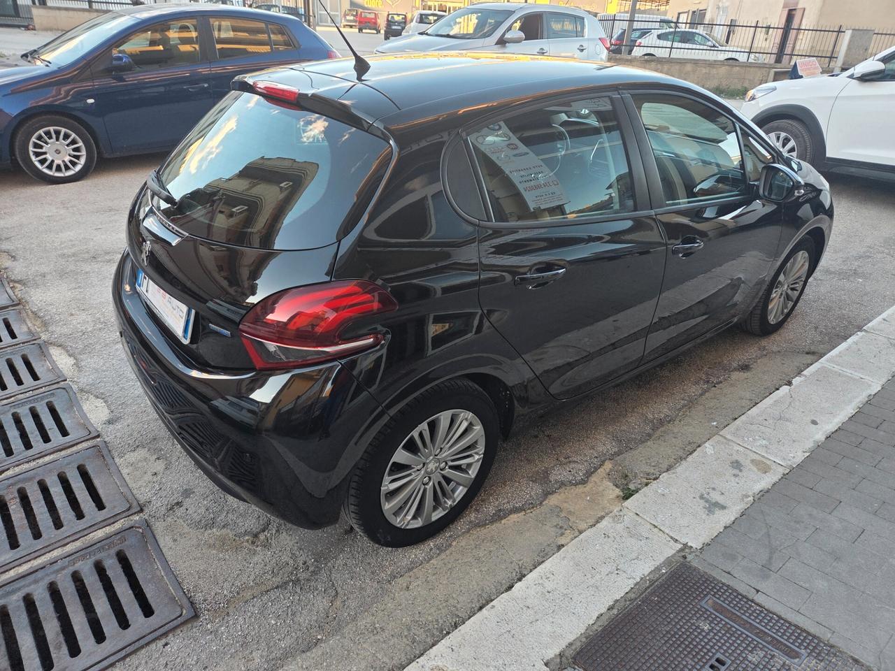 PEUGEOT 208 1.6 DIESEL LED KM 130000 CERTIFICATI