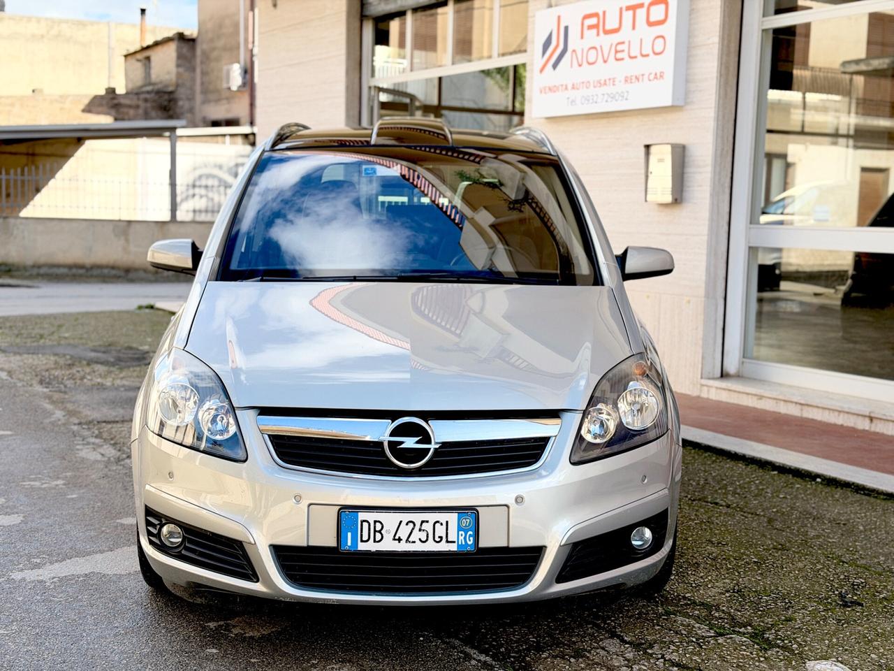 Opel Zafira 1.9 16V CDTI 150CV Cosmo cambio Aut 7 posti