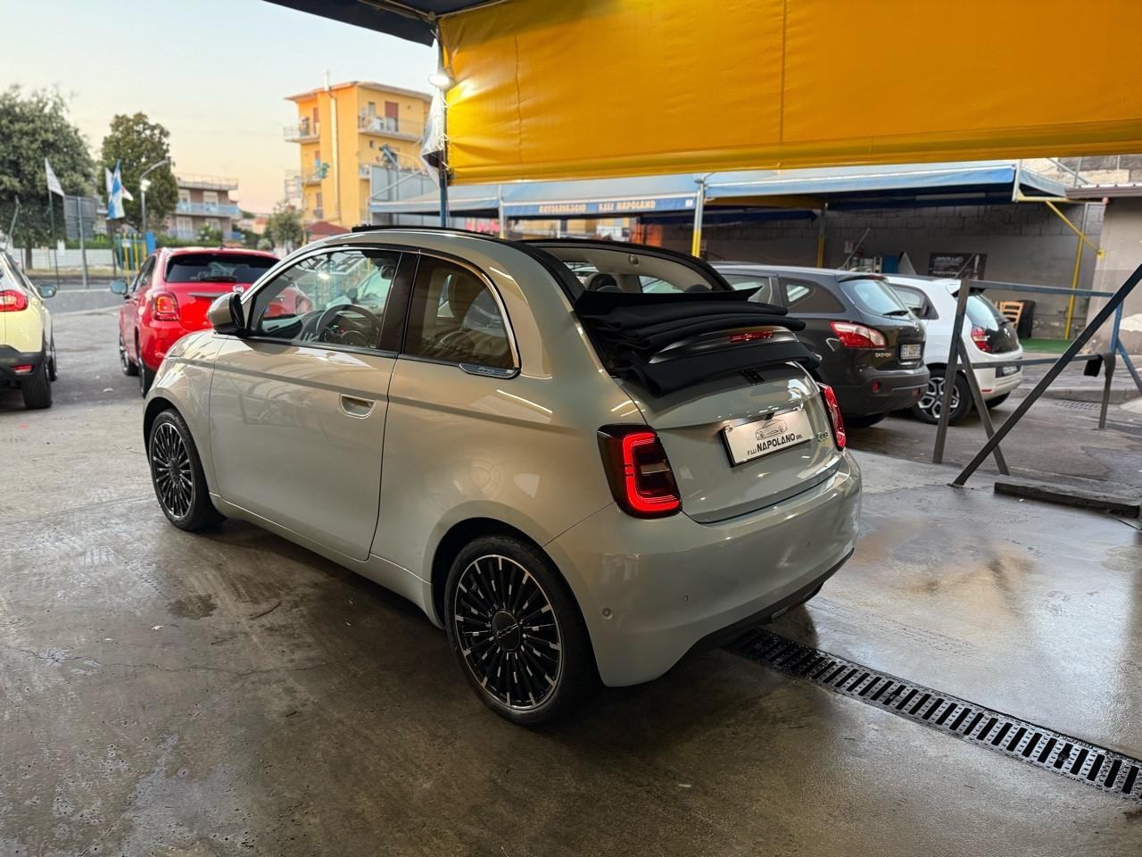 Fiat 500 500e Cabrio 42 kWh La Prima