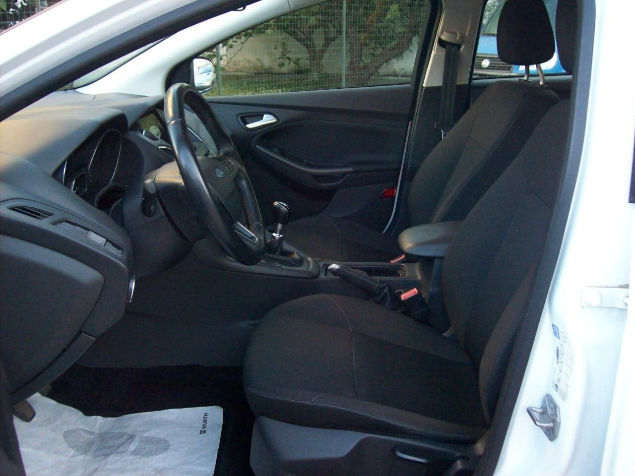 Ford Focus SW 1.5 TDCi 120CV Titanium Navy