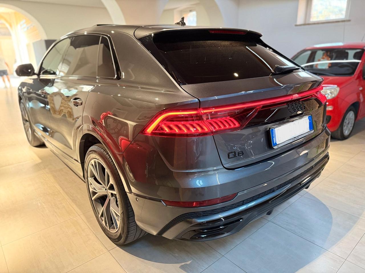 Audi Q8 45 TDI quattro tiptronic Sport