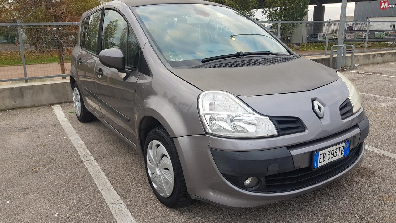 Renault Grand Modus 1.2 16V 04/2010