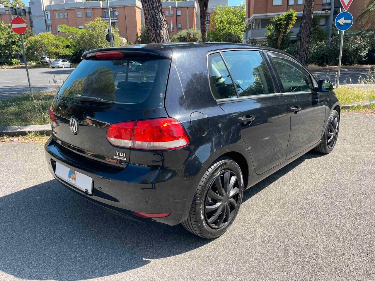 Volkswagen Golf 1.6 TDI Comfortline NEOPATENTATI DITRIBUZIONE OK GOMME NUOVE GARANZIA 24 MESI