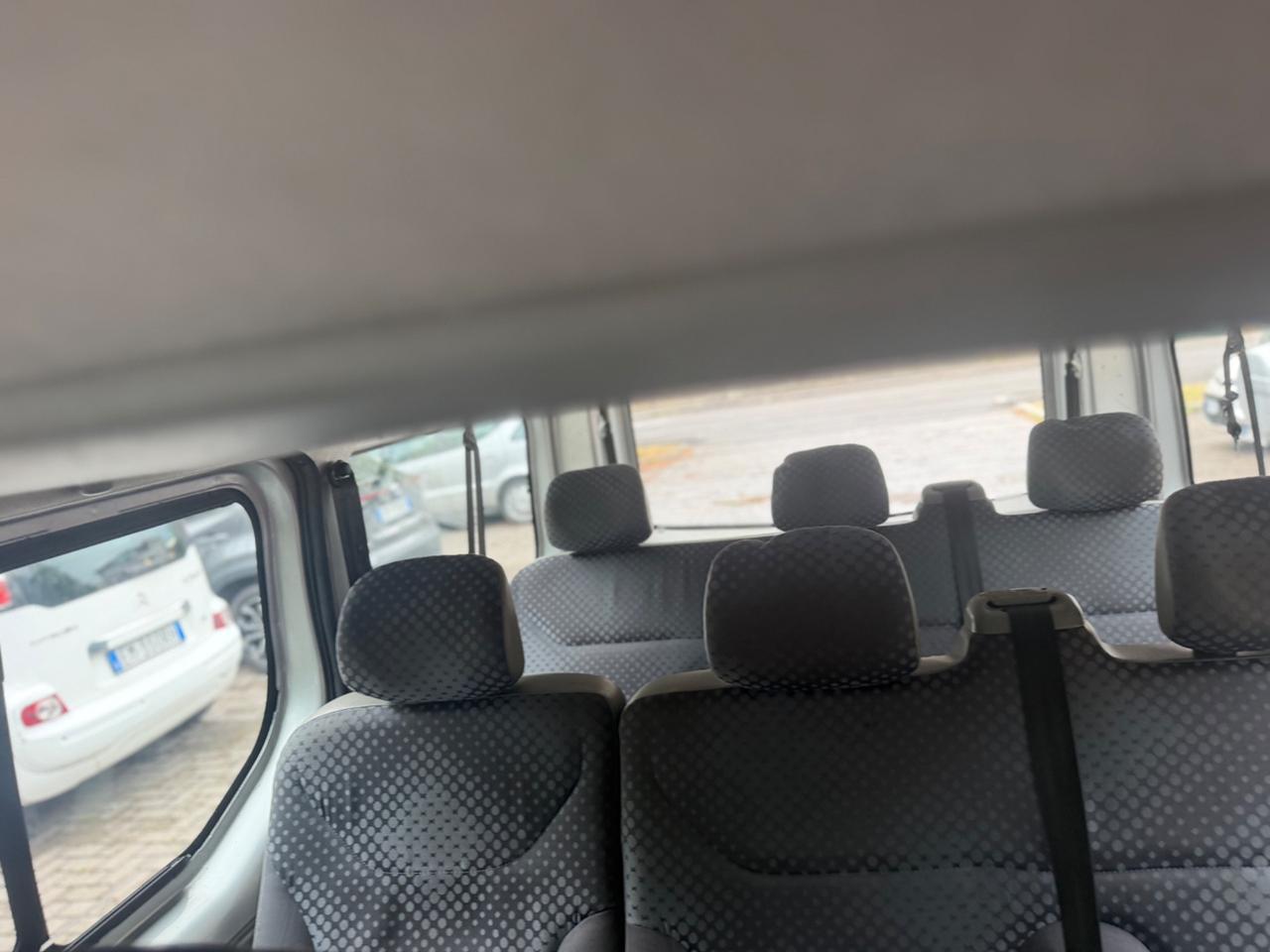 Renault Trafic T29 2.0 dCi/115 PL-TN Passenger 9 posti