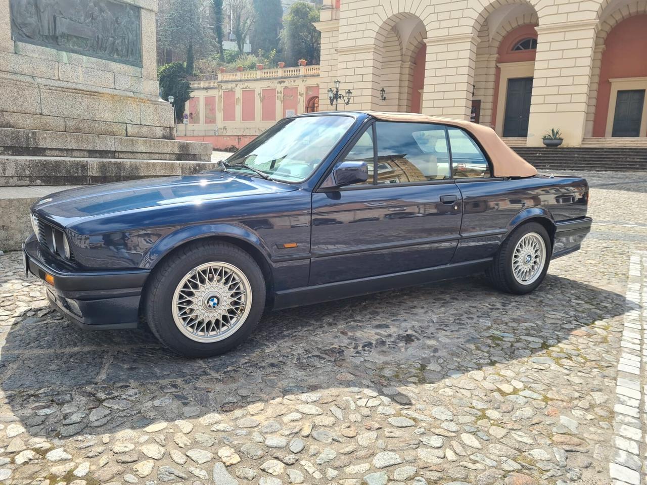 Bmw 325i Cabriolet M-TECHINIK...si valuta permuta