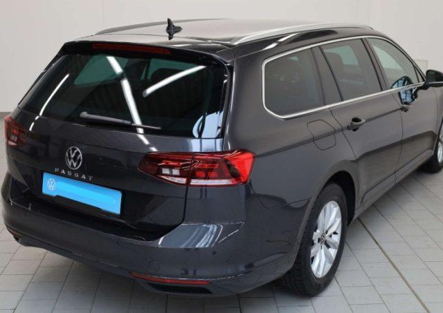 VOLKSWAGEN Passat Variant 2.0 TDI SCR EVO DSG Business N1 Autocarro