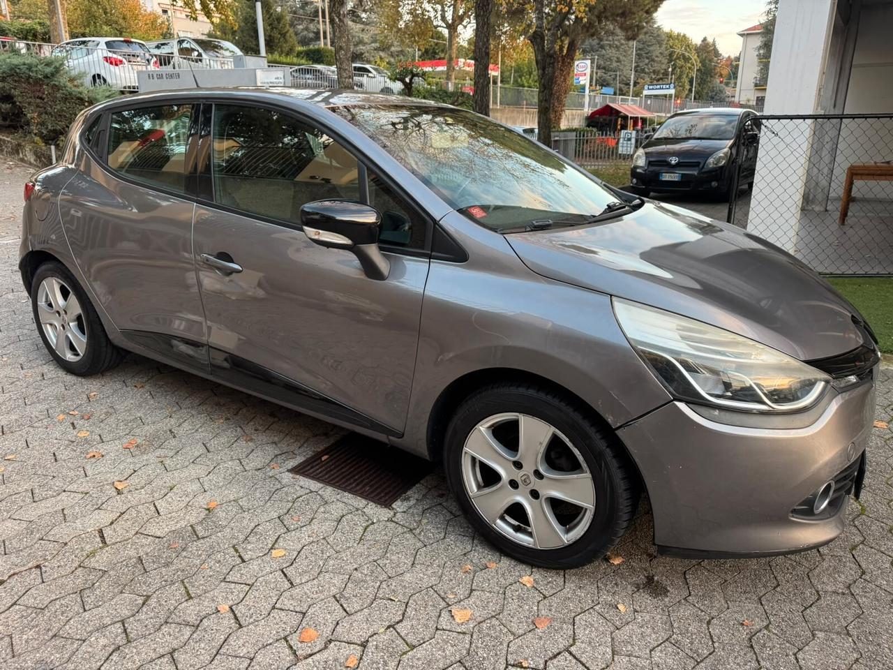 Renault Clio 0.9 TCe 12V 90CV Start&Stop 5 porte Energy*EURO5*NEOPATENTATI