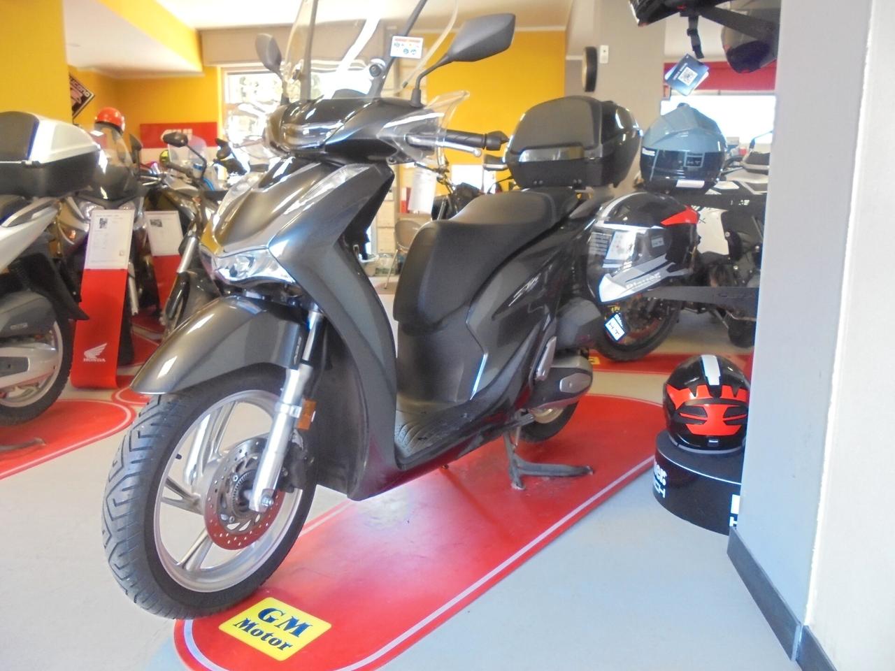 Honda SH 125 ABS + TCS