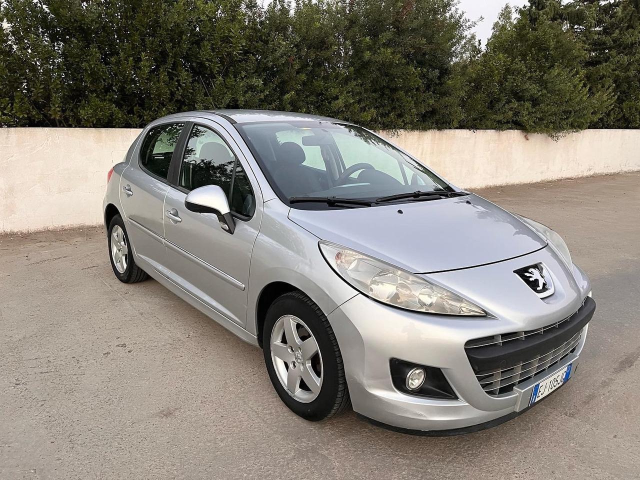 Peugeot 207 1.4 HDi 70CV 5p. Energie Sport