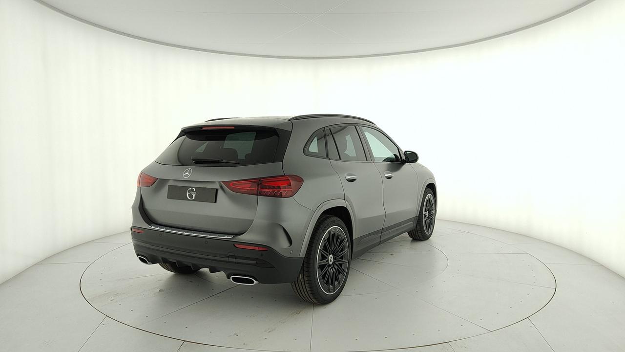 Mercedes-Benz GLA 200 d Automatic 4MATIC