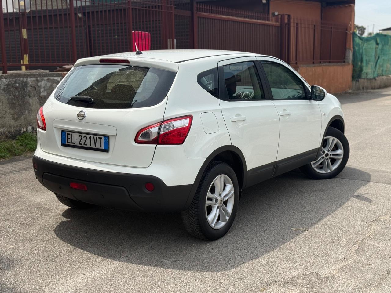 Nissan Qashqai 1.5 dCi DPF Tekna